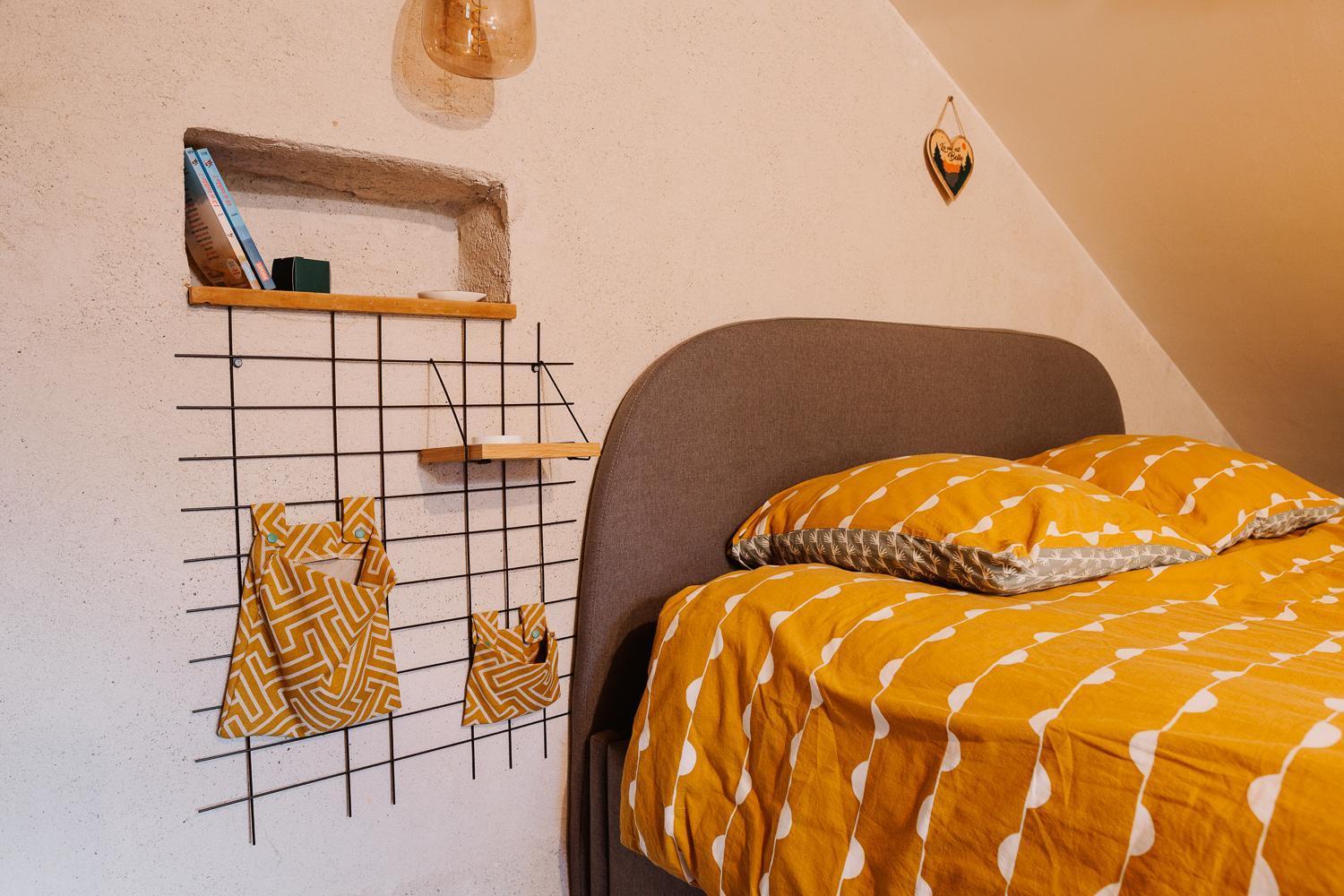 Chambre Ou Gite Dans Une Maison De Montagne - De Suzon A Zelie Entraigues  エクステリア 写真