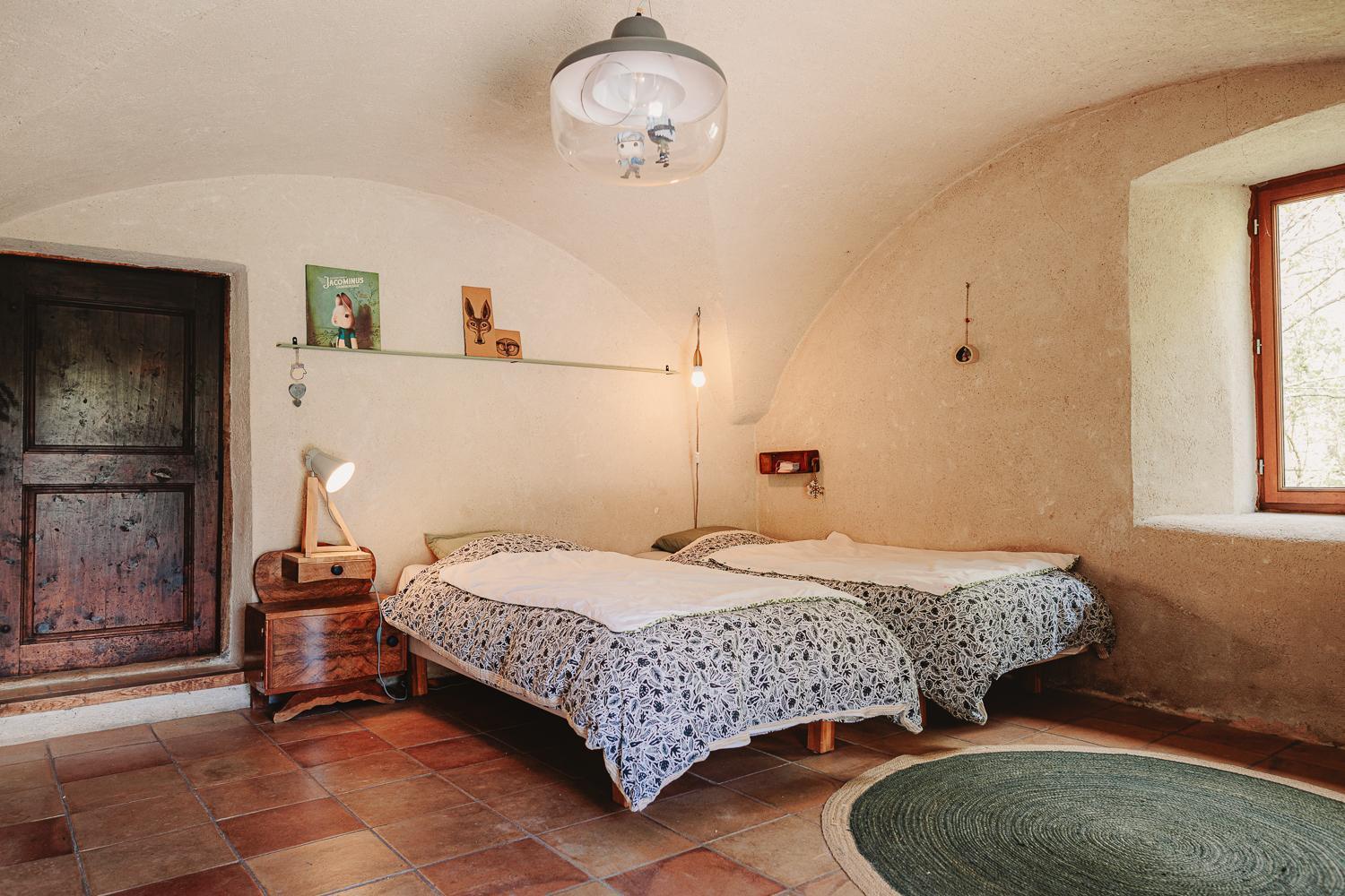 Chambre Ou Gite Dans Une Maison De Montagne - De Suzon A Zelie Entraigues  エクステリア 写真