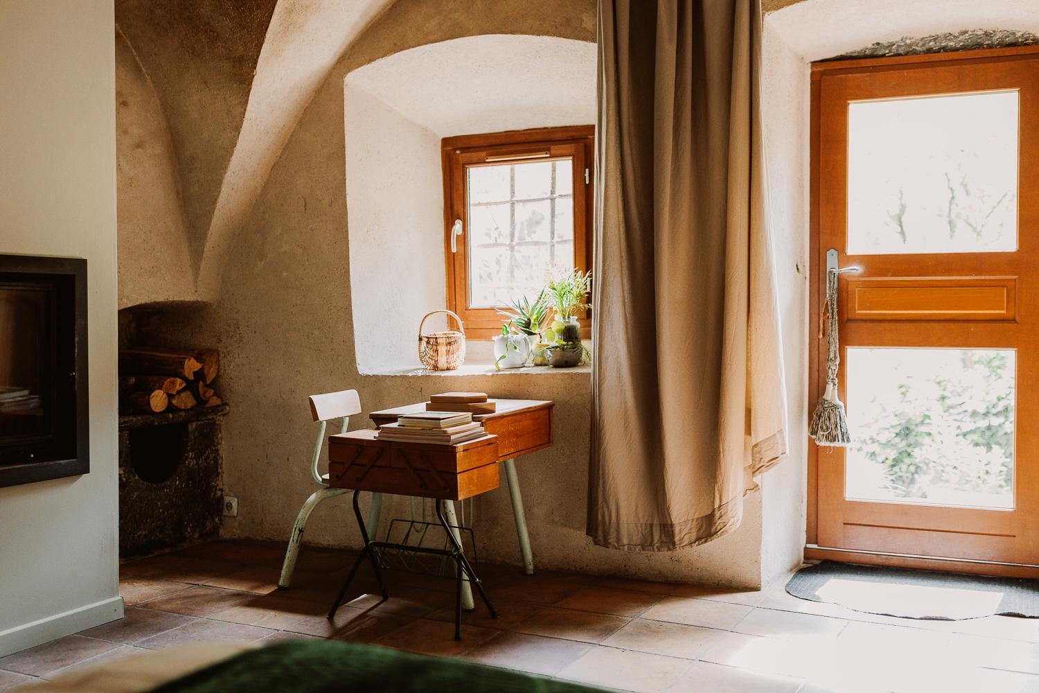 Chambre Ou Gite Dans Une Maison De Montagne - De Suzon A Zelie Entraigues  エクステリア 写真